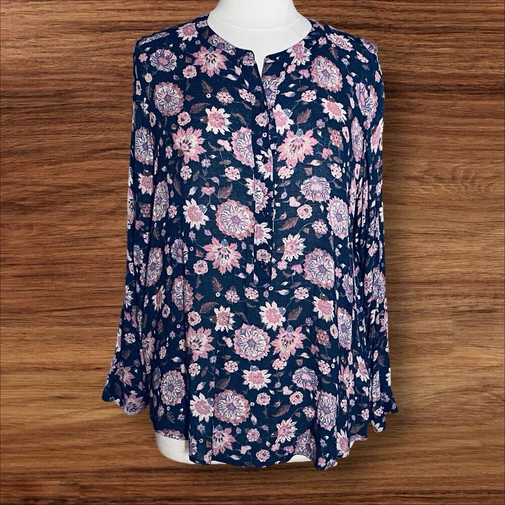 Lucky Brand Henley Tunic Top‎ Size Large Womans Navy Florals HiLo Long Sleeve